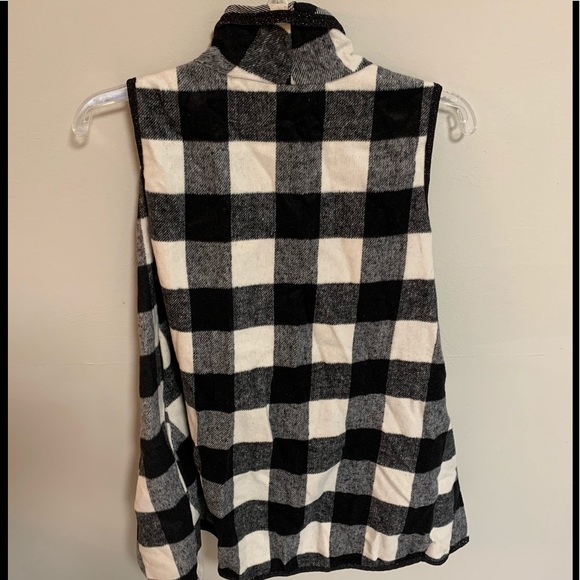 💗 1 Left 💗NWOT Leo Rosi Buffalo Plaid Vest Black - Picture 2 of 4